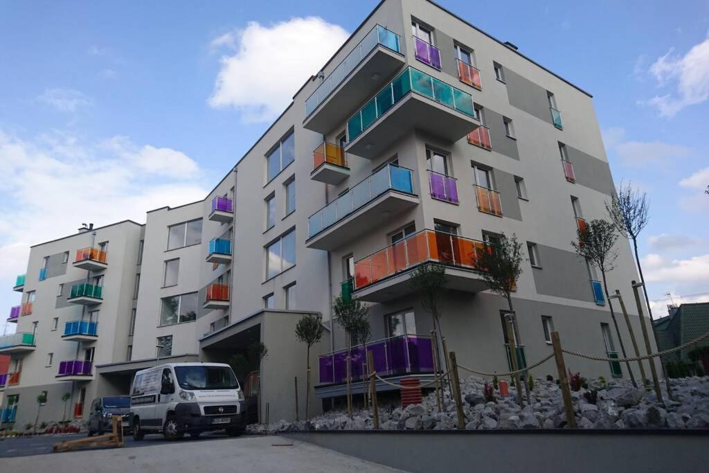 Komfortowy Nowoczesny Apartament Kustronia Z Garazem Balkonem Wanna Bielsko-Biala Exterior photo